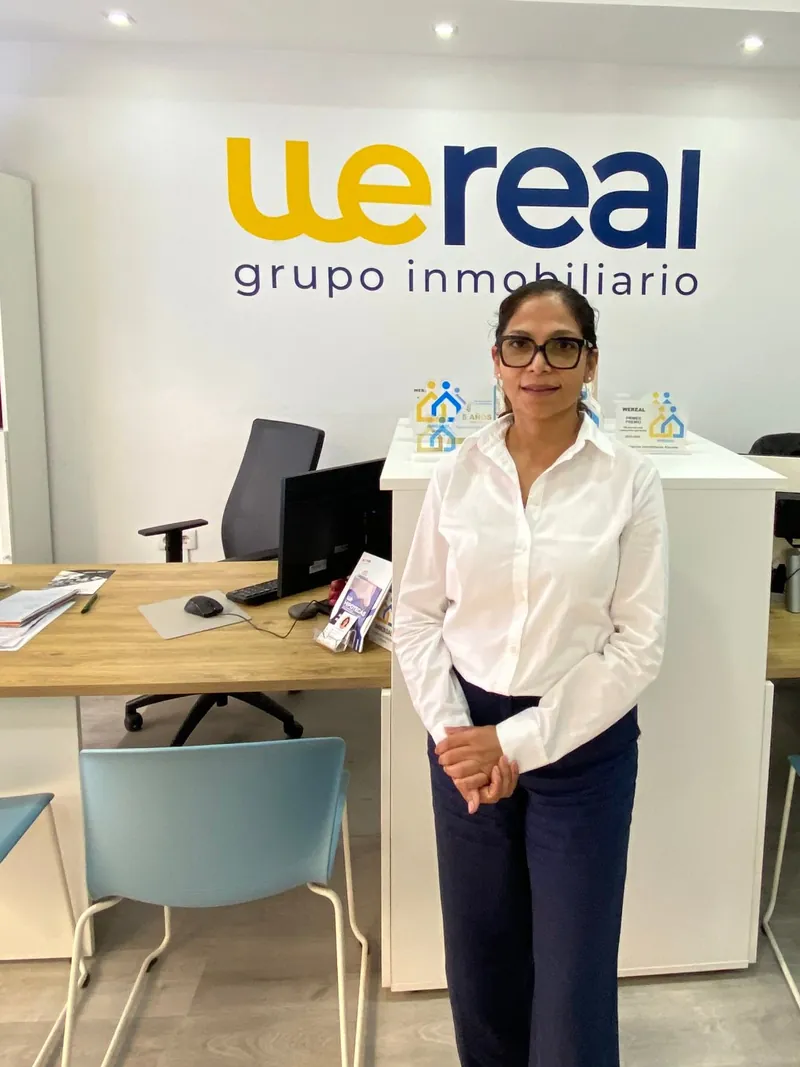 Elva Zamudio, de Wereal, lista para atender a clientes y propietarios en Alicante